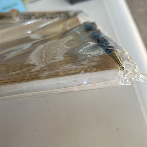 Notepad - Picture 3 of 3